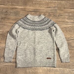 NWT Icewear “FAGRADALSFJALL”100% Icelandic Wool Gray Patterned Sweater - Size XS